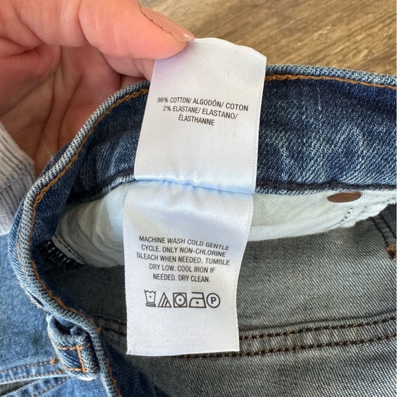 Like New! Hudson Lulu Cutoff Denim Mini Skirt in Vroom - Picture 6 of 9